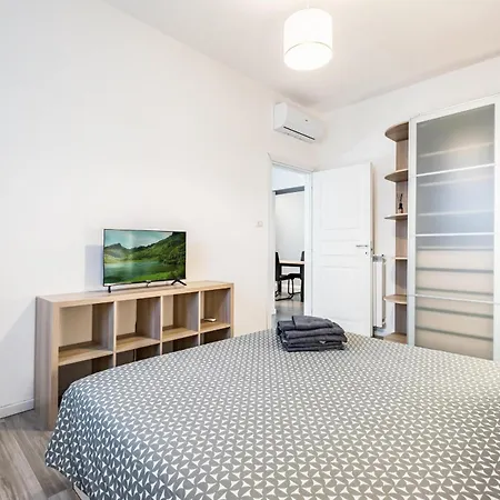 Modern Apartment - Pet Friendly - Basilica San Paolo-Colosseo Rome Exterior photo