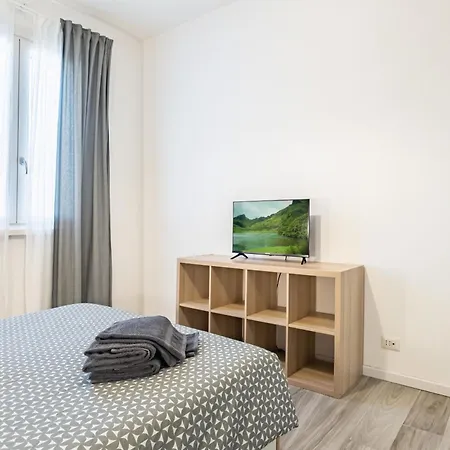 Modern Apartment - Pet Friendly - Basilica San Paolo-Colosseo Rome Exterior photo